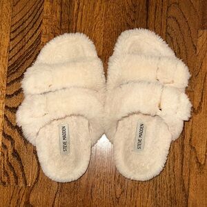 Steve Madden Cream Fuzzy Women's Slippers